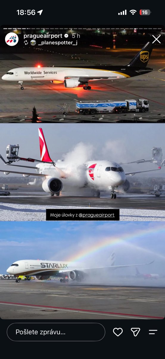 vojtaocadly's tweet photo. 1/2 Sociální sítě pražského letiště začaly plnit snímky spotterů - nadšenců do fotografování letadel. Mělo by jít o jeden z kroků nového vedení, jak si získat u veřejnosti na popularitě. Patrné už to bylo na akci ke zlatému letadlu, s několika spottery hovořil nový CEO osobně. https://t.co/Ols2hscyPz
