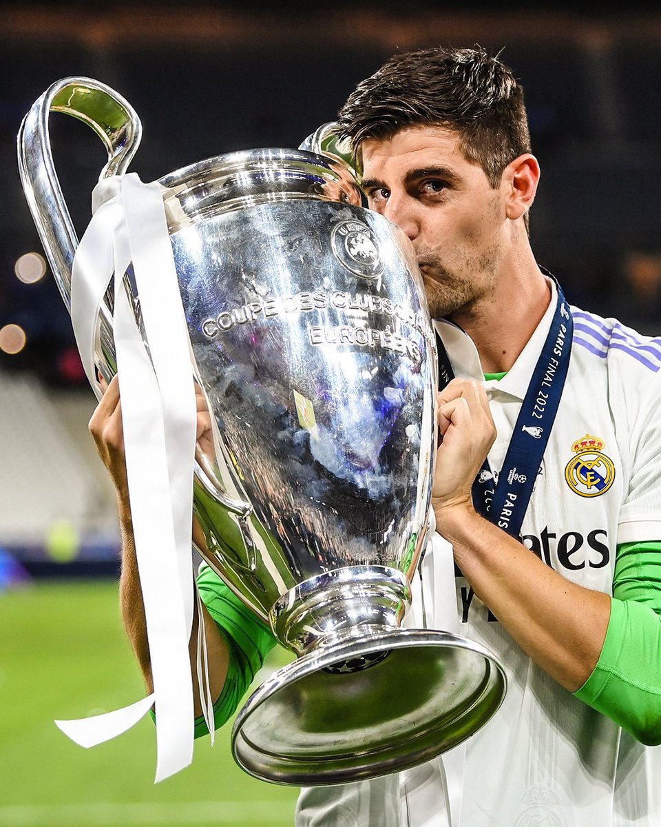 RMadrid_actu's tweet photo. 🚨 Courtois est le gardien qui a fait LE PLUS D'ARRÊTS en Champions League depuis 2013/14 (359). @OptaJose ✅🧤

LE GOAT. 🐐 https://t.co/Z0erb2EVut