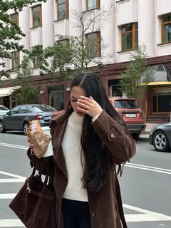 RoniRiffon's tweet photo. id was wondering because i am going to argentina as a local with family and wanna know if i do look like it and wanna know if i do look like it. I’m trying to blend in as much as possible so I don’t immediately stand out as a tourist.o i look like a argentine https://t.co/exmHf0B3DH