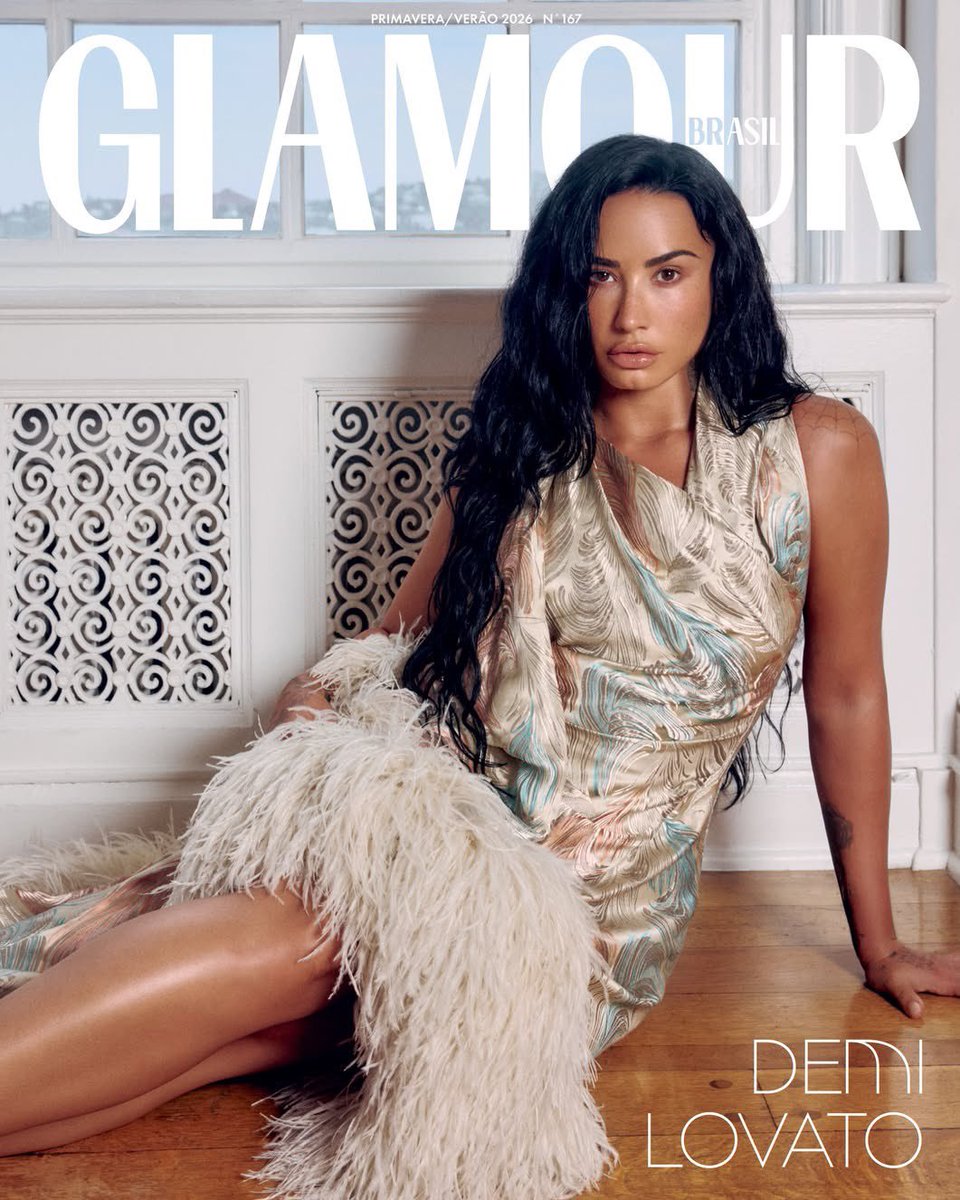 PopX's tweet photo. THE MOMENT 🤩

@ddlovato looks stunning for Glamour Brasil https://t.co/MtJeFdYrO2