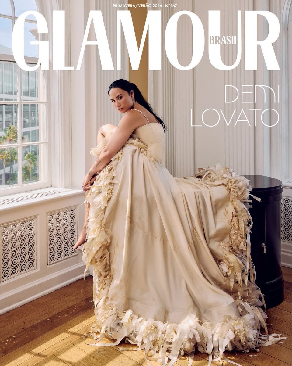 PopX's tweet photo. THE MOMENT 🤩

@ddlovato looks stunning for Glamour Brasil https://t.co/MtJeFdYrO2