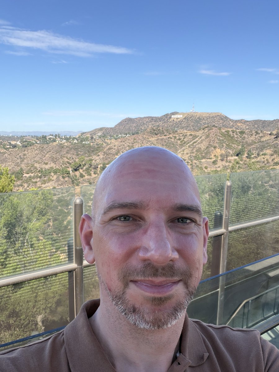 kayo_ttv's tweet photo. Hollywood sign found ✅
Went through LAX as a first time visitor of the USA in 30 minutes total ✅ (yes it can happen but is rare of course)
Had a good rest and jet lag atm is ok ✅
Glad this country has AC everywhere when I am doing a tour with scorching hot temperatures 🥵 https://t.co/L9tAxeqYrS