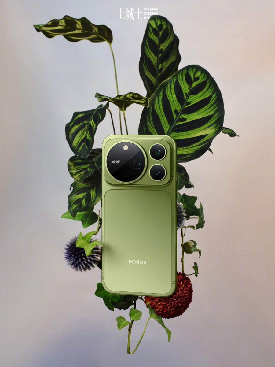 Chrisblinkz99's tweet photo. 🥶 Honor Magic 9 Pro Max 📸
#Honor #Magic9ProMax #Tech https://t.co/tZVV4XCYZQ