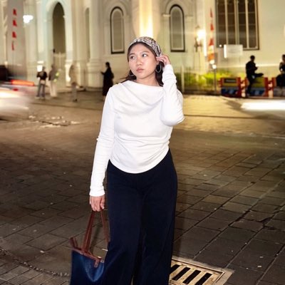 nanasratri's tweet photo. #FotoProfilBaru https://t.co/T37EyOxyzp