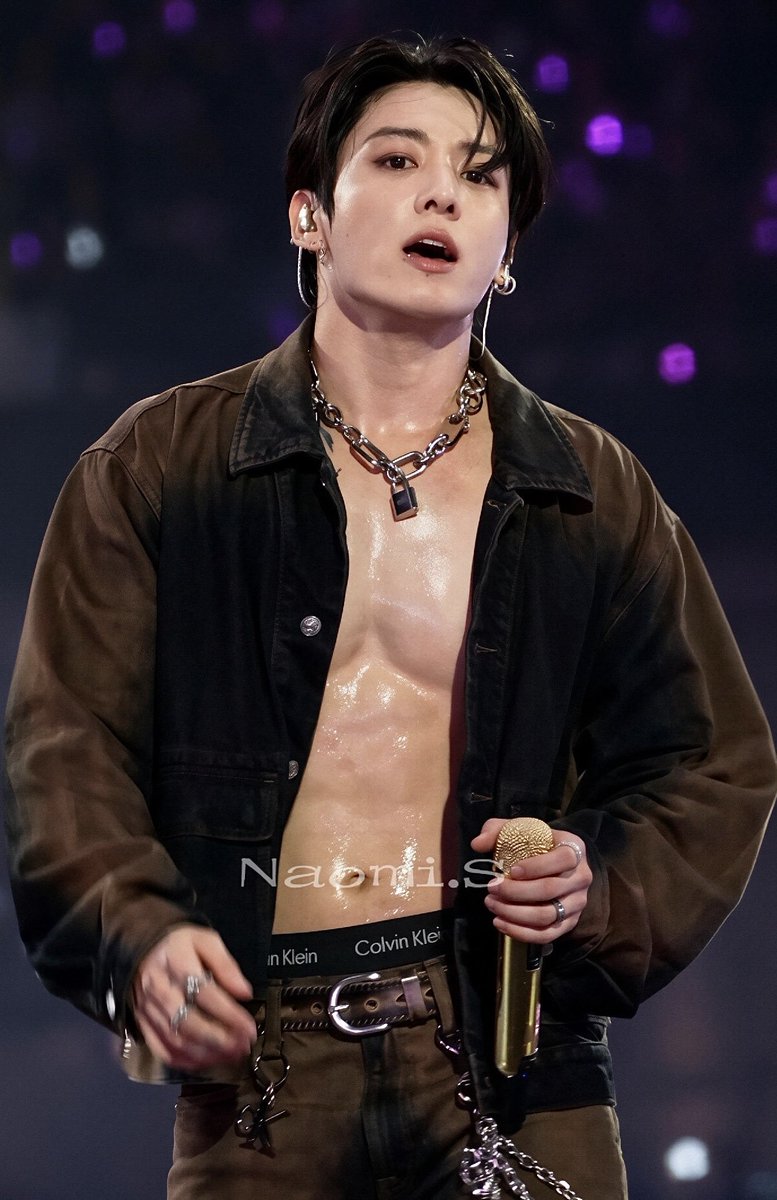 mniyajk97's tweet photo. OH MY GOD?!!😳🫪 https://t.co/kDfhPQDJBm