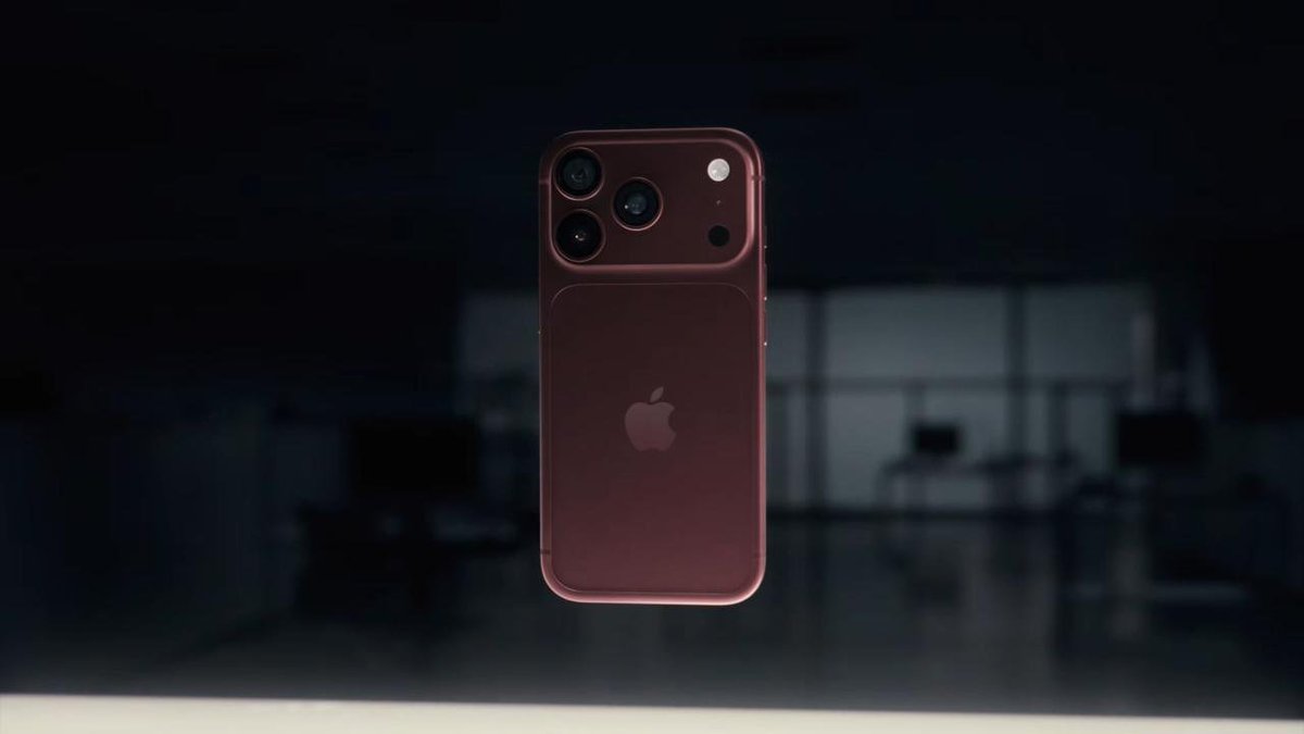 ELTIEMPO's tweet photo. 'Burgundy', el nuevo color cereza que presentó Apple durante el lanzamiento del iPhone 18 📲 ¿Les gusta? Más detalles: https://t.co/80a0zJye8a

#AppleEvent https://t.co/nnq8mFObVQ