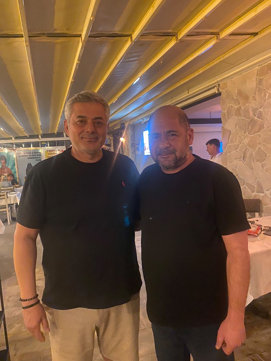 cemege74's tweet photo. Hocam bu akşam yine çok fit. 😁🦅🦅🦅 https://t.co/7VWYnGZTfR