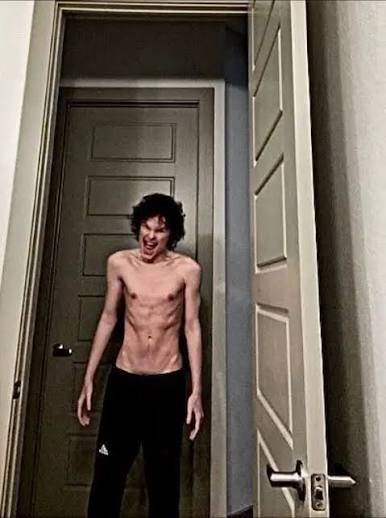 damienfarronMMA's tweet photo. Images I found on Tommy McMillen's Facebook from when he was in high school https://t.co/OkV6hHj3li