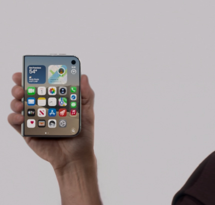 iphoneros's tweet photo. Nuevo iPhone DUO!!!! No es Ultra, sino DUO. El iPhone plegable. Parece idéntico a las filtraciones. https://t.co/HV1t8lCPq8