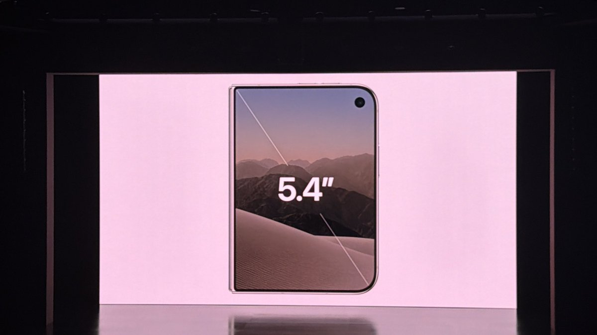 spin9's tweet photo. iPhone Duo 

จอด้านนอก 5.4 นิ้ว
จอด้านใน 7.6 นิ้ว

มี 2 สี
- Star White 
- Night Sky

ปลายปีนี้จะรองรับการใช้ Apple Pencil (USB-C) ด้วย

#AppleEvent https://t.co/77g6GZ8yEV