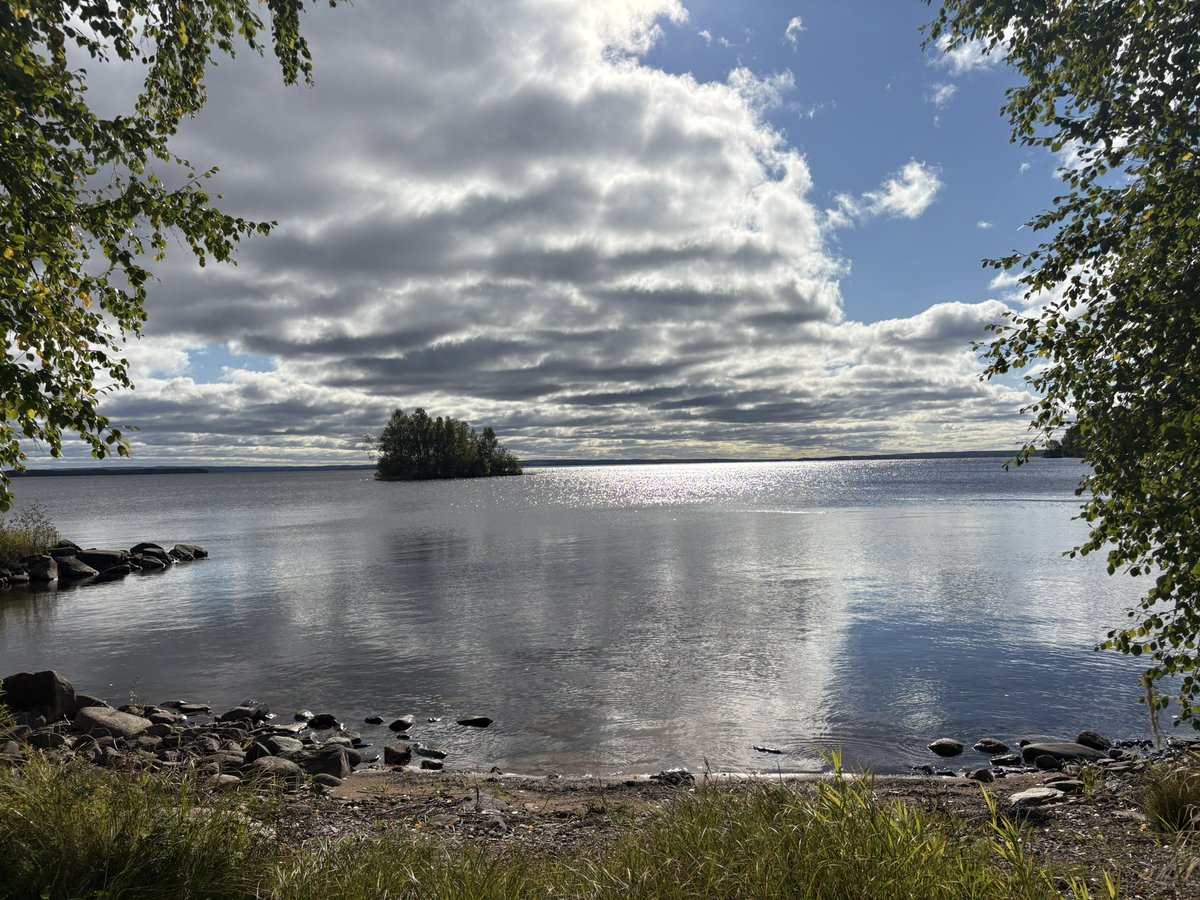hm_grandell's tweet photo. Pala taivasta. Lappajärvi. Suomen kaunein järvi. #lakeus #pohjanmaa #palataivasta #kotiseutu #lappajärvi https://t.co/aKaVbyhymh