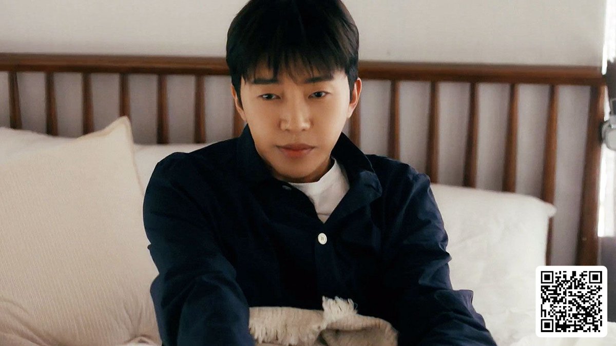 SBSEnterNews's tweet photo. “'또또' 휩쓸었다…임영웅 새 앨범 음원차트 '점령'

#임영웅 #또또 #타이틀곡 #데뷔 #아임_히어로10 #앨범 #SBSStar #KEntertainmentNews
@SBSEnterNews
👉 자세한 내용은 프로필 링크로 오시면 더 확인 가능합니다.” https://t.co/ctWch6YE0H