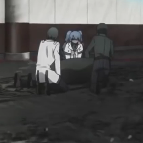 sweetokkies's tweet photo. the way studio pierrot managed to turn every emotional moment in tokyo ghoul into something forgettable and disposable is honestly wild https://t.co/Fyp2YRmjVY