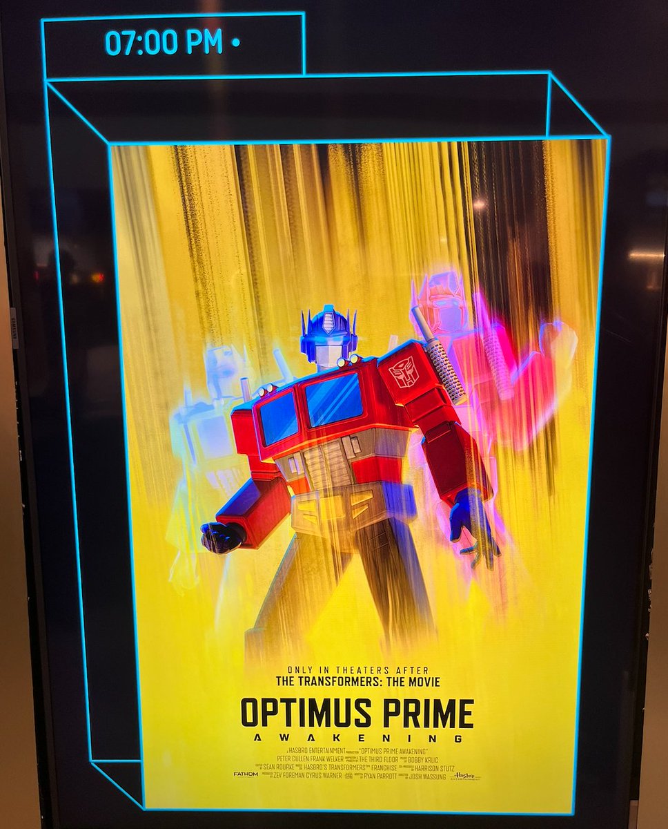 ThatRyanParrott's tweet photo. Thank you to EVERYONE who came out to see the first screening of "OPTIMUS PRIME AWAKENING" last night. I was so nervous to finally watch it with a crowd. It's not every day you get to write for one of your childhood heroes. Very excited for everyone else to check it out. https://t.co/LNrOlq80el