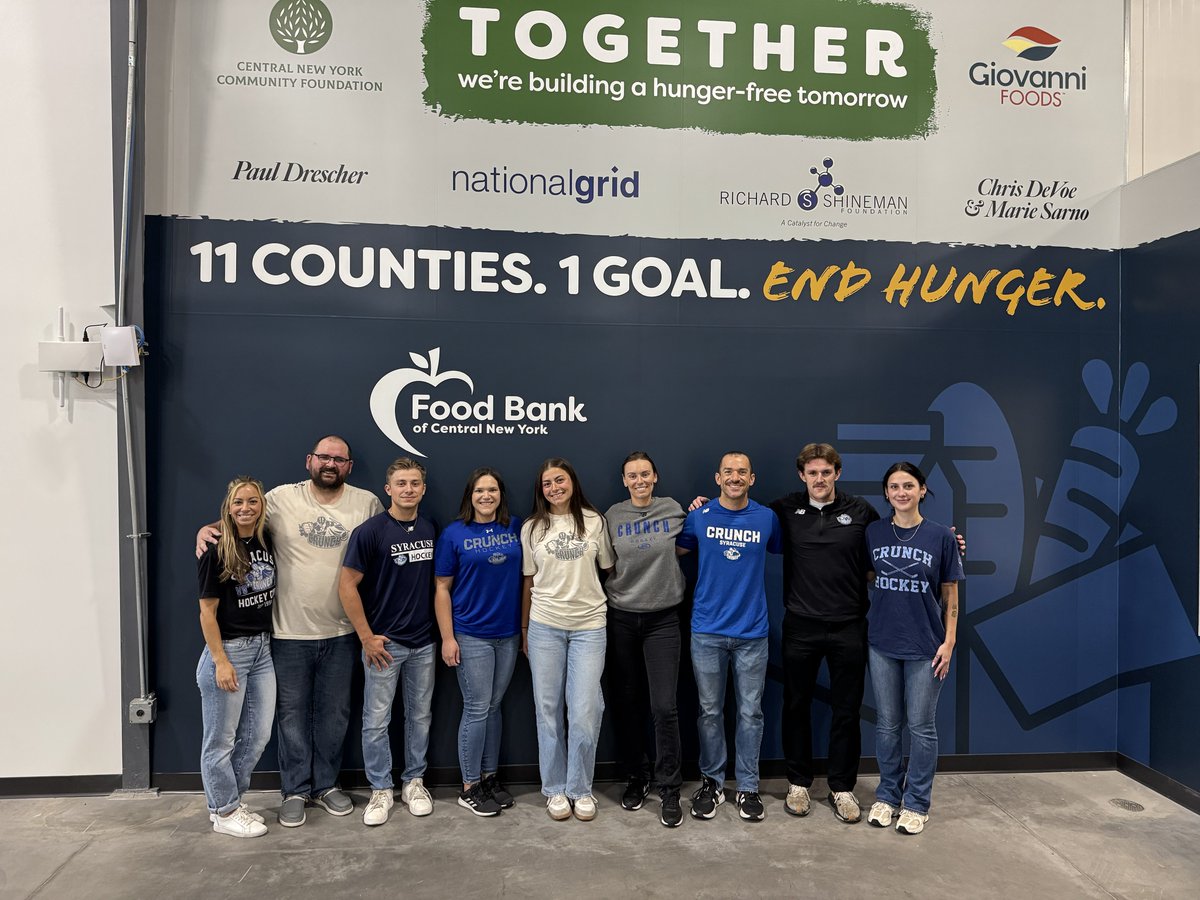 SyracuseCrunch's tweet photo. Our front office staff had a great time volunteering with the @FoodBankofCNY today!

Stick taps to the organization for all they do for our community. https://t.co/8ytzrJ1Jvx