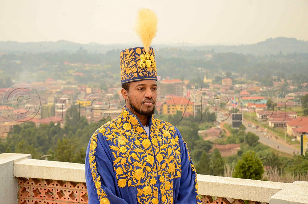 ArashUg's tweet photo. Omukama Rukidi III's will left the Obukama in the house of Kaboyo unless that house did not have Son.
Rukidi never gave conditions under which the heir to the throne was to be born.
#RipOyo https://t.co/1vKyBEcLMF