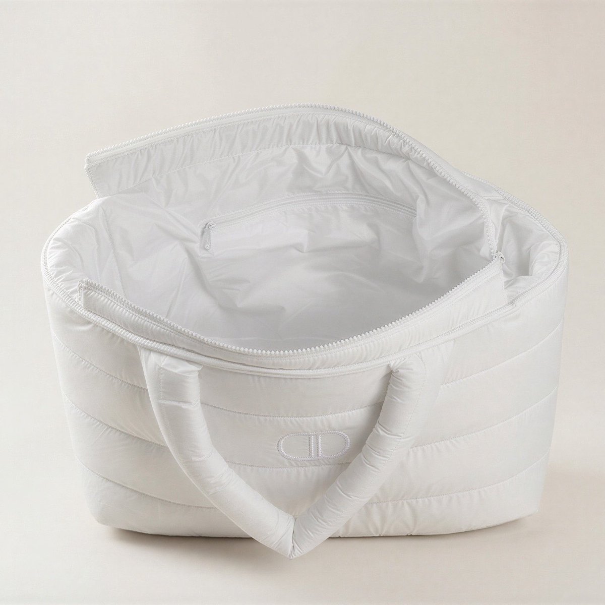 DarrylStubblfld's tweet photo. Padded Tote https://t.co/G8KpO1iOiW