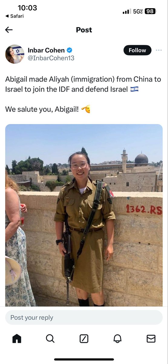 AEac96's tweet photo. @DamnitDeeTee @billboard Everyone dark skin is “arab” to you huh dumb-dumb!! Seriously, do urself a favor &amp; go back to whatever European shithole ur grandparents crawled out of before they stole my ancestral land, u pasty ass bigots are just asking for skin cancer! 🤣 https://t.co/mKICIKGoMa