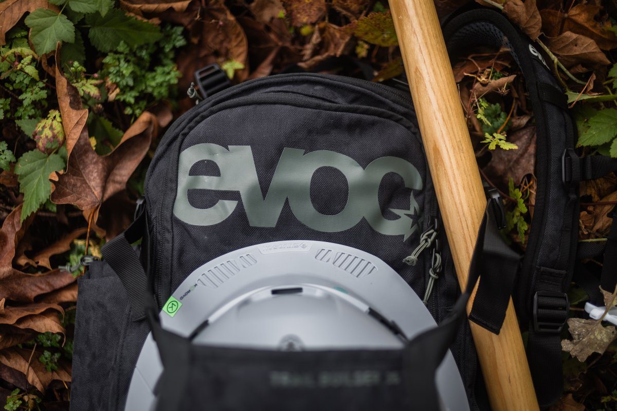 NWTrailAlliance's tweet photo. Dig season is coming.

As we ramp up for another season of trail work, we want to hear from you ...

What’s ONE nonnegotiable tool, piece of gear, or item of clothing you MUST get before this dig season?

Drop yours in the comments. https://t.co/F3gBNY7HgZ