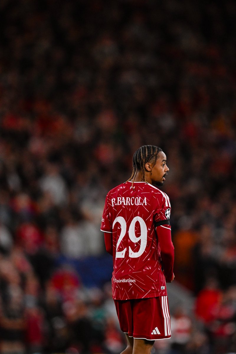 ActuFoot_'s tweet photo. PAN.. PAN.. PANGOR 🇫🇷⚡️

📸 @LFC https://t.co/tYyDl7V3b2