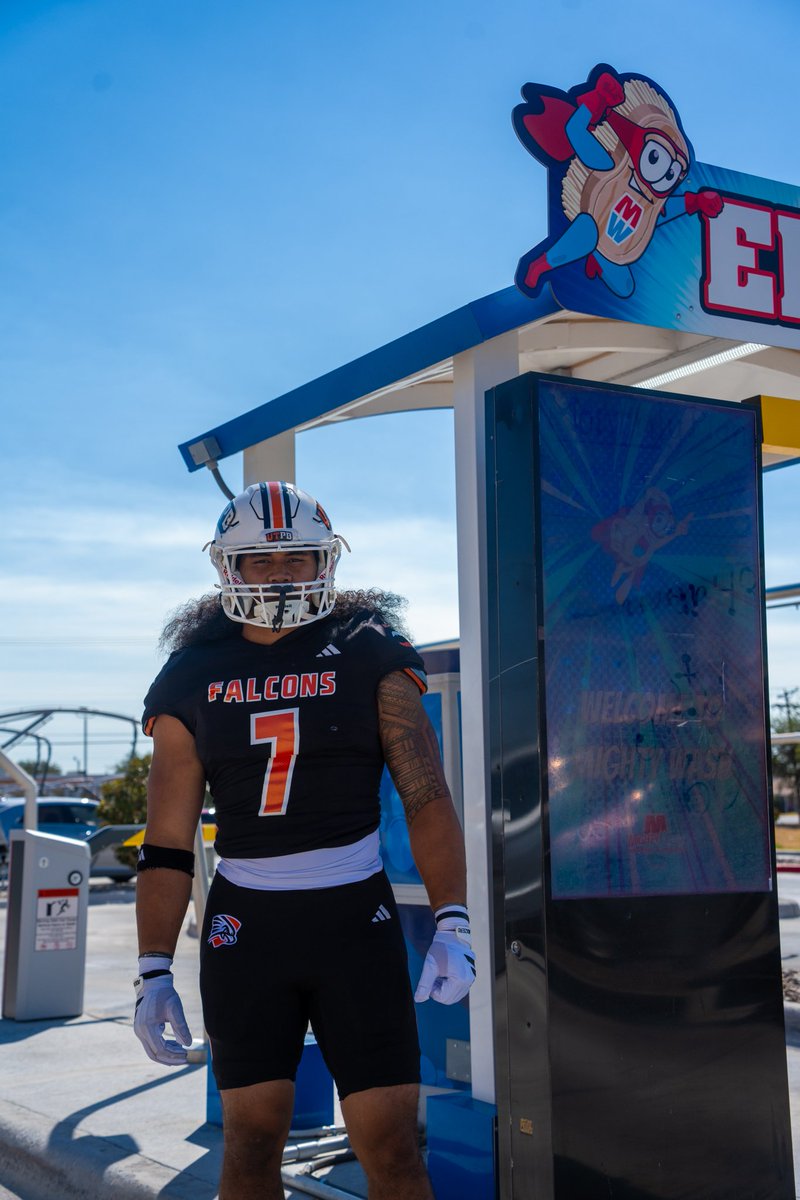 utpbfalcons's tweet photo. Week 2 jersey reveal powered by Mighty Wash!

Going all black for our first home game against WNMU.

#MAXOUT https://t.co/Wo0TkVFSBr