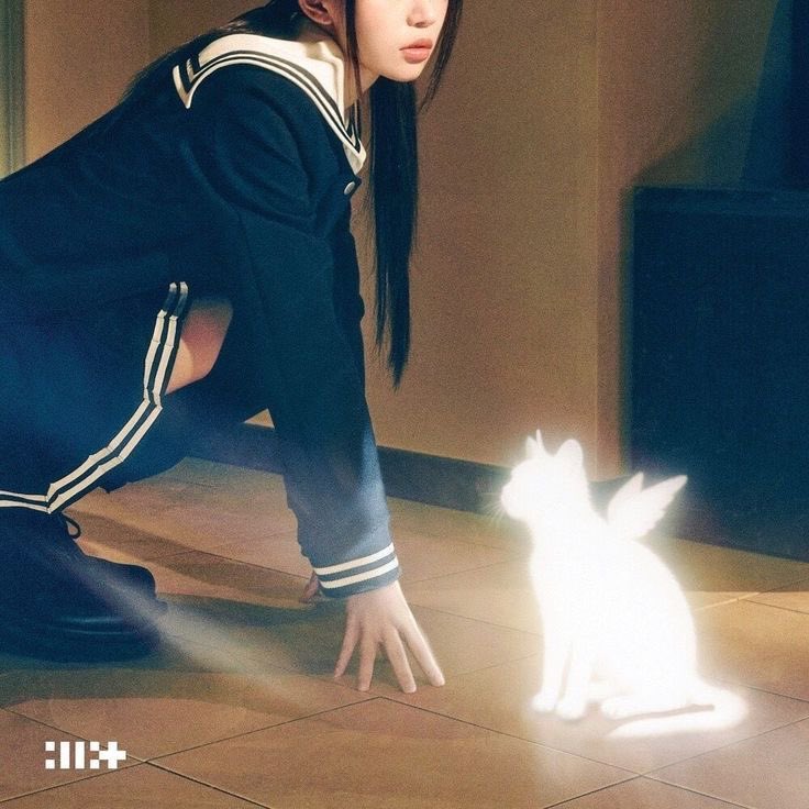 charjjks's tweet photo. Ruby- Jennie 
Bomb- Illit https://t.co/BvP7rUqibn