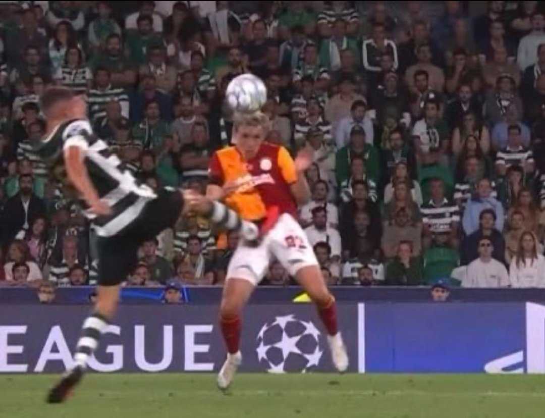 memo1456455's tweet photo. UEFA MAFİA! https://t.co/OSZVYzOjmy