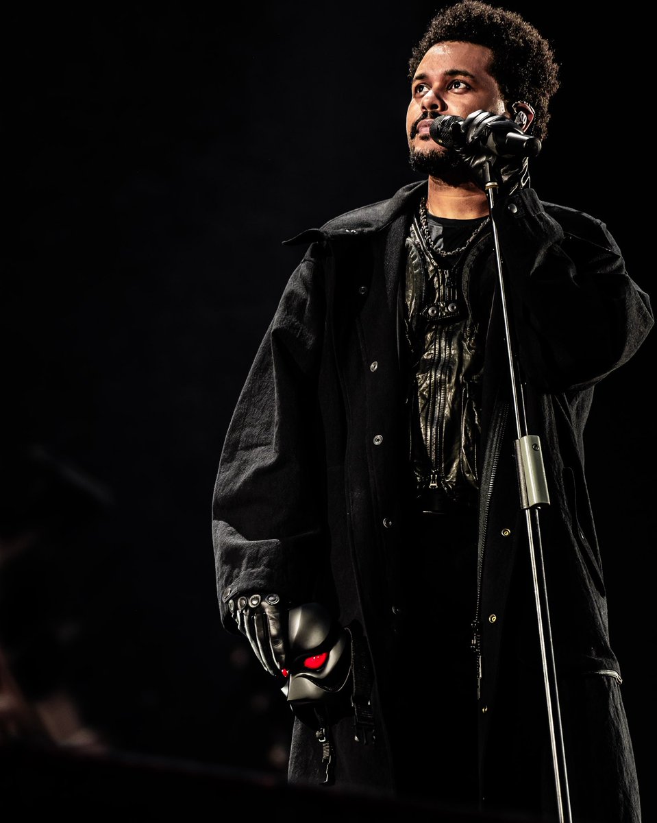 DailyLoud's tweet photo. New reports show The Weeknd’s ‘After Hours Til Dawn’ tour generated over $600M in economic impact from the UK/France leg alone👀 

On top of the $345M just added to a run that’s already cleared $1 Billion in global gross📈 https://t.co/2u3lAfbD7r