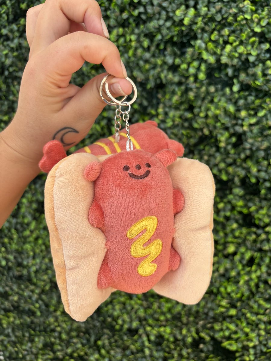 camiilicy's tweet photo. These guys have been so loved theyre gone ! But camilicy inc doesnt disappoint ! PREORDERS FOR THESE GUYS ARE OPEN!!  ✨✨✨ make sure to secure your little guy. 
Ill be announcing a new project next week 👁️👁️ be on the look out for that! https://t.co/FMACbF5oNS