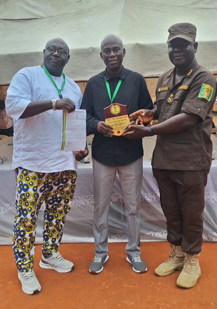 CorrectionsNg's tweet photo. AGODI INMATES' ANNUAL TABLE TENNIS COMPETITION, NTTF PRESIDENT GRACES FINALS . For more details please click on the link below:https://t.co/QB2JgkZhkR https://t.co/M8kVxAgUti