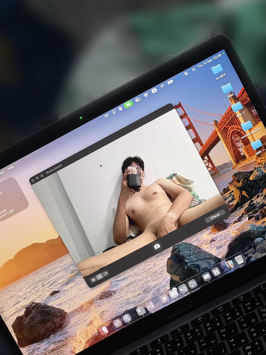 boyys__s's tweet photo. not in the mood though 🤨 https://t.co/CGKqpiRpkY