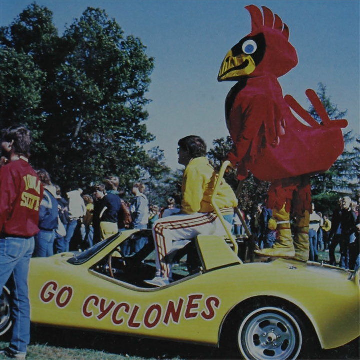 ISU_Library's tweet photo. The most-viewed item in @IowaStateU digital collections in August? Hint: Not a manuscript or historic pic. 1985 Bomb, ISU yrbk. 
Stories: Michael Jackson, Johnny Gosch-era missing children coverage, concerts at Hilton &amp; Cy turns 30,
Search the 1985 Bomb: https://t.co/RIjL2wRmXe https://t.co/x9lEf4QKqE