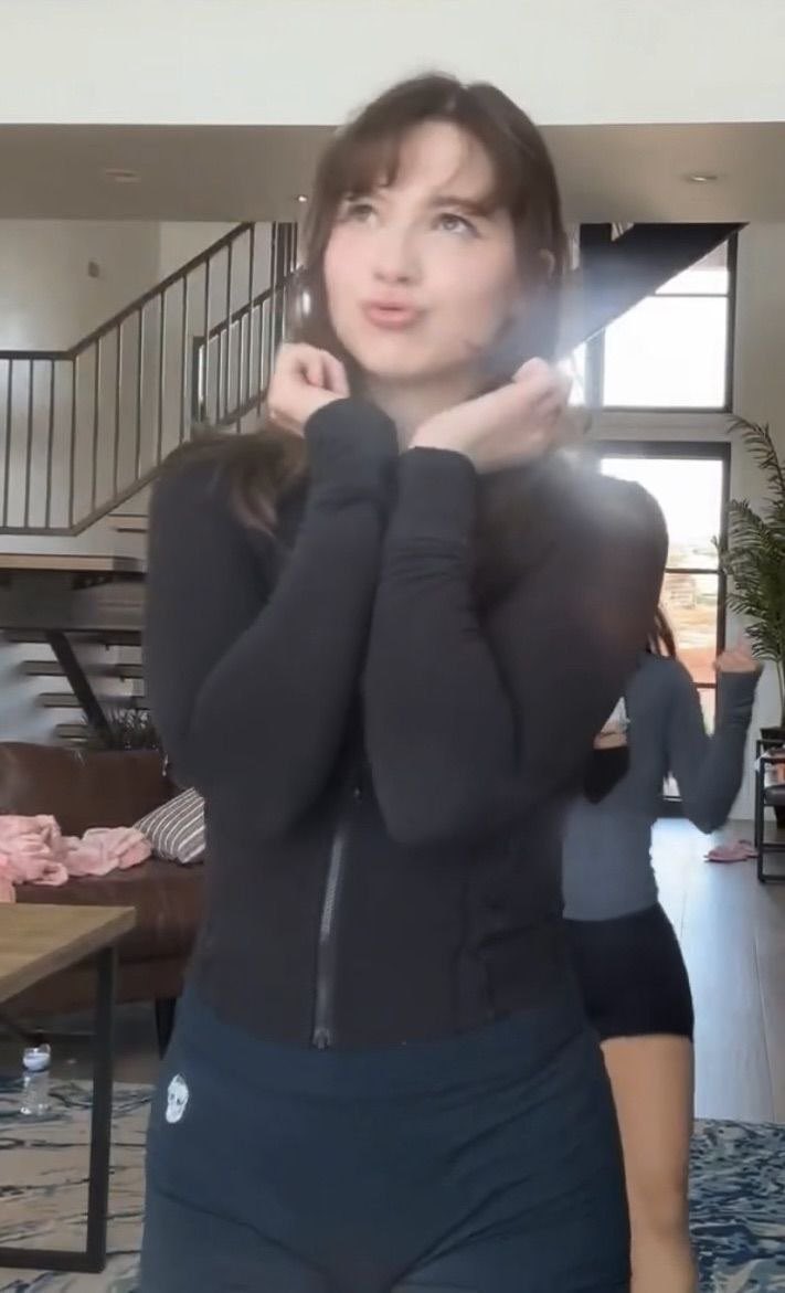 Ilovejaidenvx's tweet photo. https://t.co/iYRSoRL8Tm