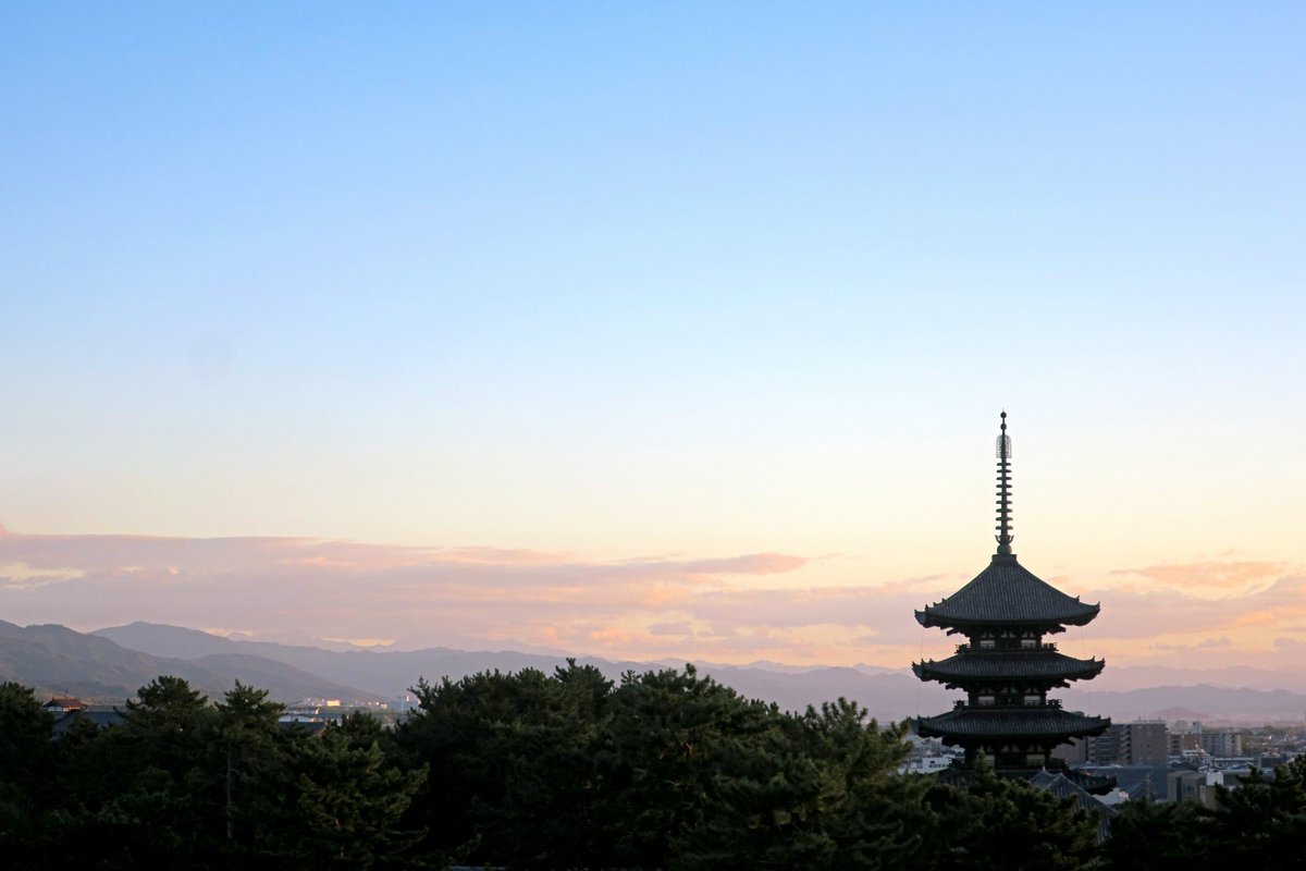 info_mindfulmat's tweet photo. おはようございます。

長雨が続くようになってしまいましたが、体調はいかがでしょうか。

朝晩の風や虫の声に、少しずつ秋の気配を感じるようになりました。日々、慌ただしく過ごしてしても、季節は確実に移り変わって行きます。

体調に気を付けながら、今日も素敵な一日にして行きましょう。 https://t.co/2qx4IfTLNU
