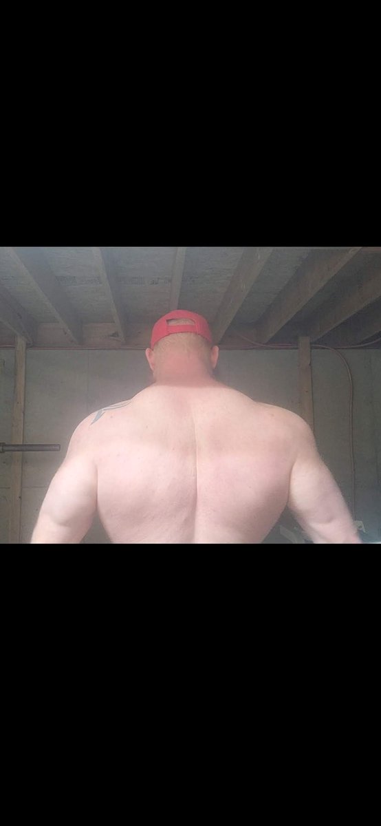 CASHMASTERTONY1's tweet photo. You can lick the sweat off my back https://t.co/BwzV496ciO