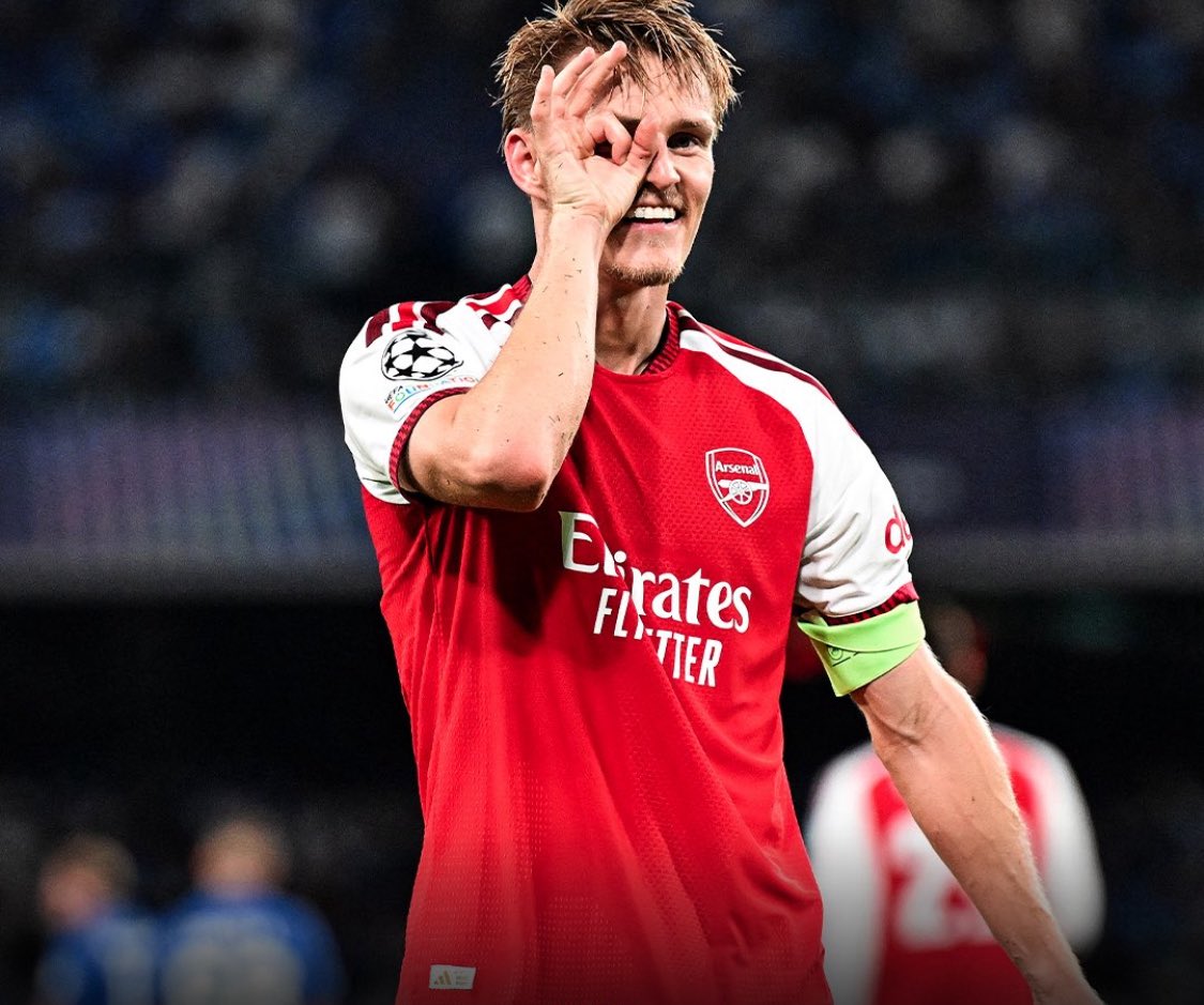HablaDeportes's tweet photo. ⚽️ Resultados de la jornada 1 de la fase liga de la UEFA Champions League: 

Barcelona 🇪🇸 5-1 Feyenoord 🇳🇱
Stuttgart 🇩🇪 3-1 Viking 🇳🇴 
Liverpool 🏴󠁧󠁢󠁥󠁮󠁧󠁿 2-1 Atlético Madrid 🇪🇸 
PSG 🇫🇷 6-1 Slovan Bratislava 🇸🇰 
Sporting 🇵🇹 3-1 Galatasaray 🇹🇷 
Napoli 🇮🇹 0-1 Arsenal 🏴󠁧󠁢󠁥󠁮󠁧󠁿 https://t.co/ulfj5gcp5R