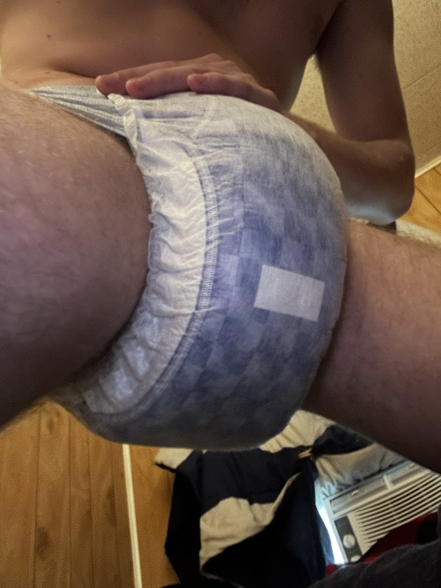 NERVOUS_EOW's tweet photo. Pull ups are no match for me😈
#abdl #ddlg #abdlboy #wetdiaper https://t.co/Q4eIZKvBpF