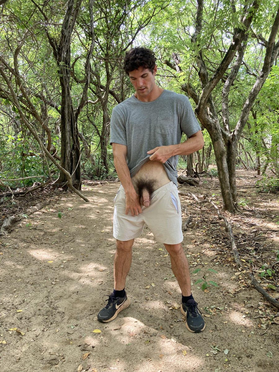 workoutwithkev's tweet photo. Oh hey, didn’t see you there. https://t.co/NmBSLBzbLp