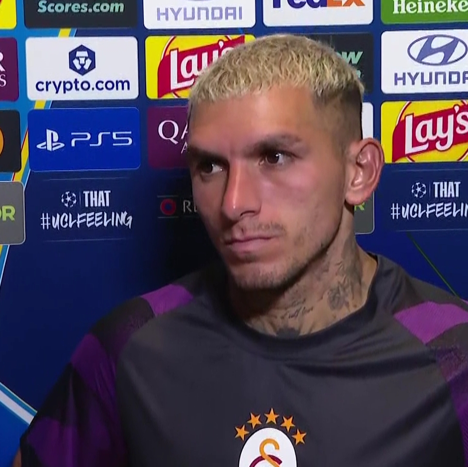 forzacimbom's tweet photo. Torreira: "Hakem kararlarını düşünmememiz gerekir! Bunları düşünmeye izin vermemeliyiz. Kendi kontrolümüzde olan ilk yarı yaşadık, ikinci yarıda yaptığımız hatalarla elimiz boş şekilde dönüyoruz." https://t.co/lUOXERk3ms
