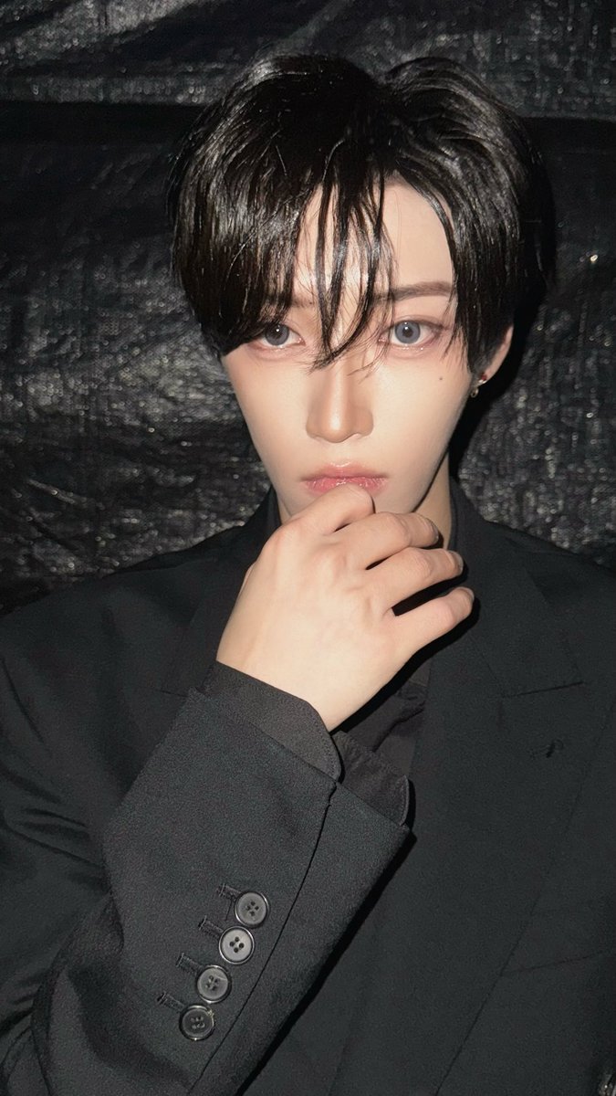ALD1_FRANCE's tweet photo. ₍ 📸 ₎ TWITTER

#ARNO : ❤️‍🩹

🐳 › #ALPHADRIVEONE #알파드라이브원 #ZHANGJIAHAO #장지아하오 #아르노 https://t.co/jzP2TnVaIm