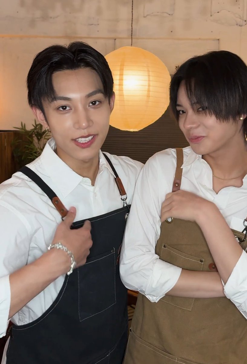 18for21's tweet photo. kaya owner coffee shop pacaran ama staffnya sendiri https://t.co/ttXaYUisRp