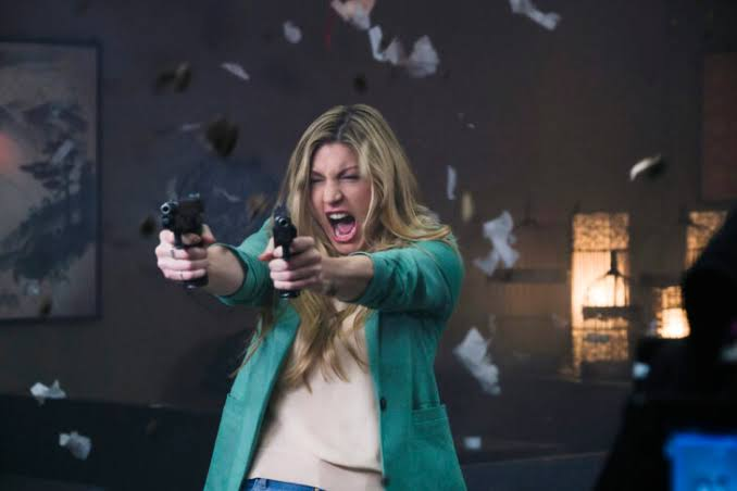 ooclotomorrow's tweet photo. legends of tomorrow can’t relate. s5 was literally one of their best seasons!! https://t.co/zX3PTWdarC
