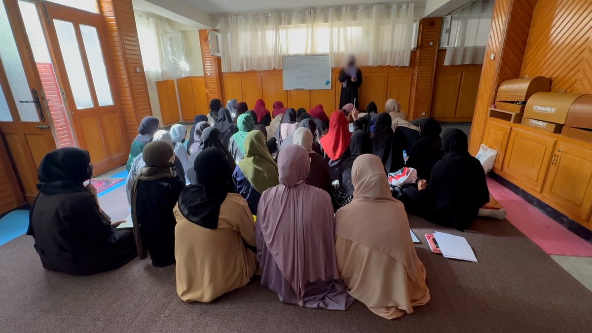 CBSNews's tweet photo. We visited a secret Afghan girls school. They surprised us with handwritten "letters to the world." https://t.co/htAZp9eQp5 https://t.co/05r0sRx0Mj