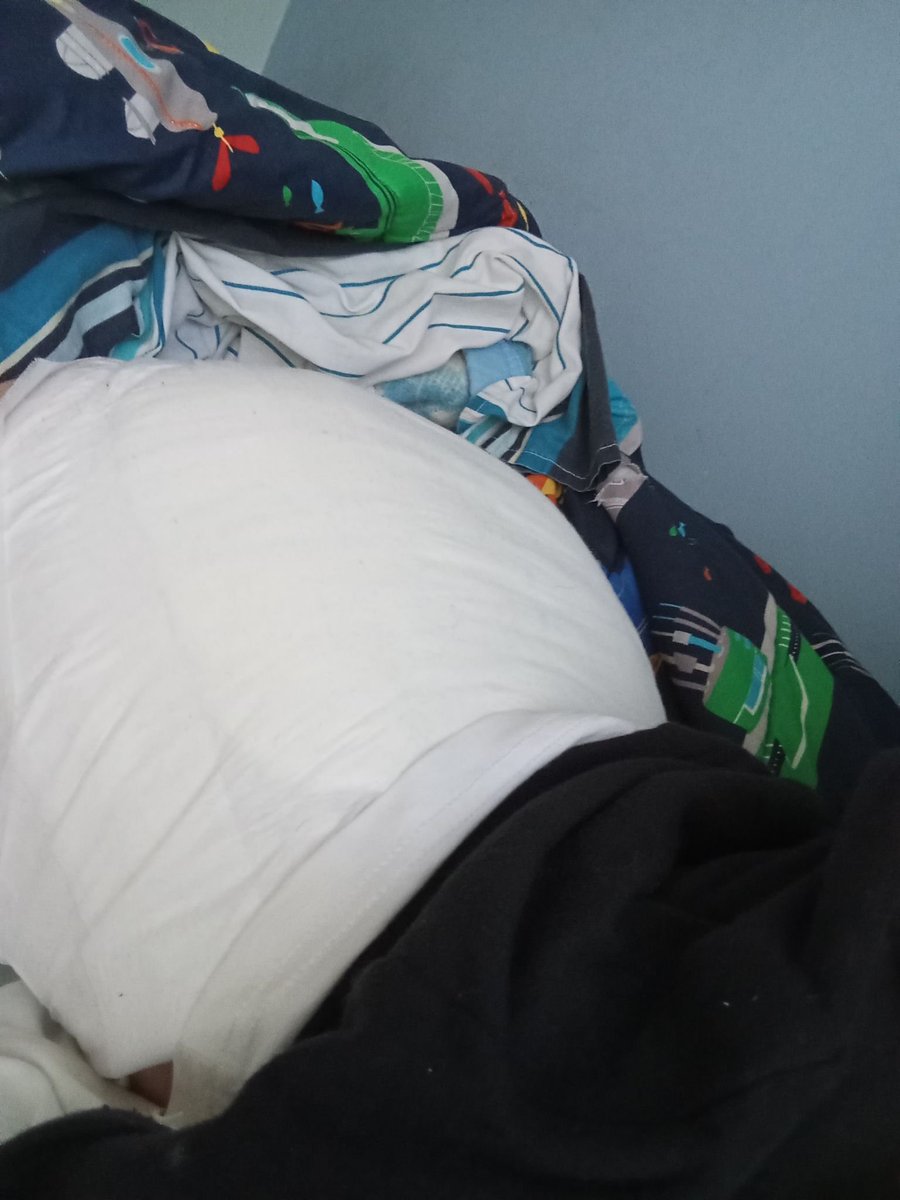 Clemmy769's tweet photo. Showing off because a good puppy friend of mine @Y33n_Cl4w told me too :3 #abdl #fembaby #diaperboy https://t.co/X8MIcnhSH7