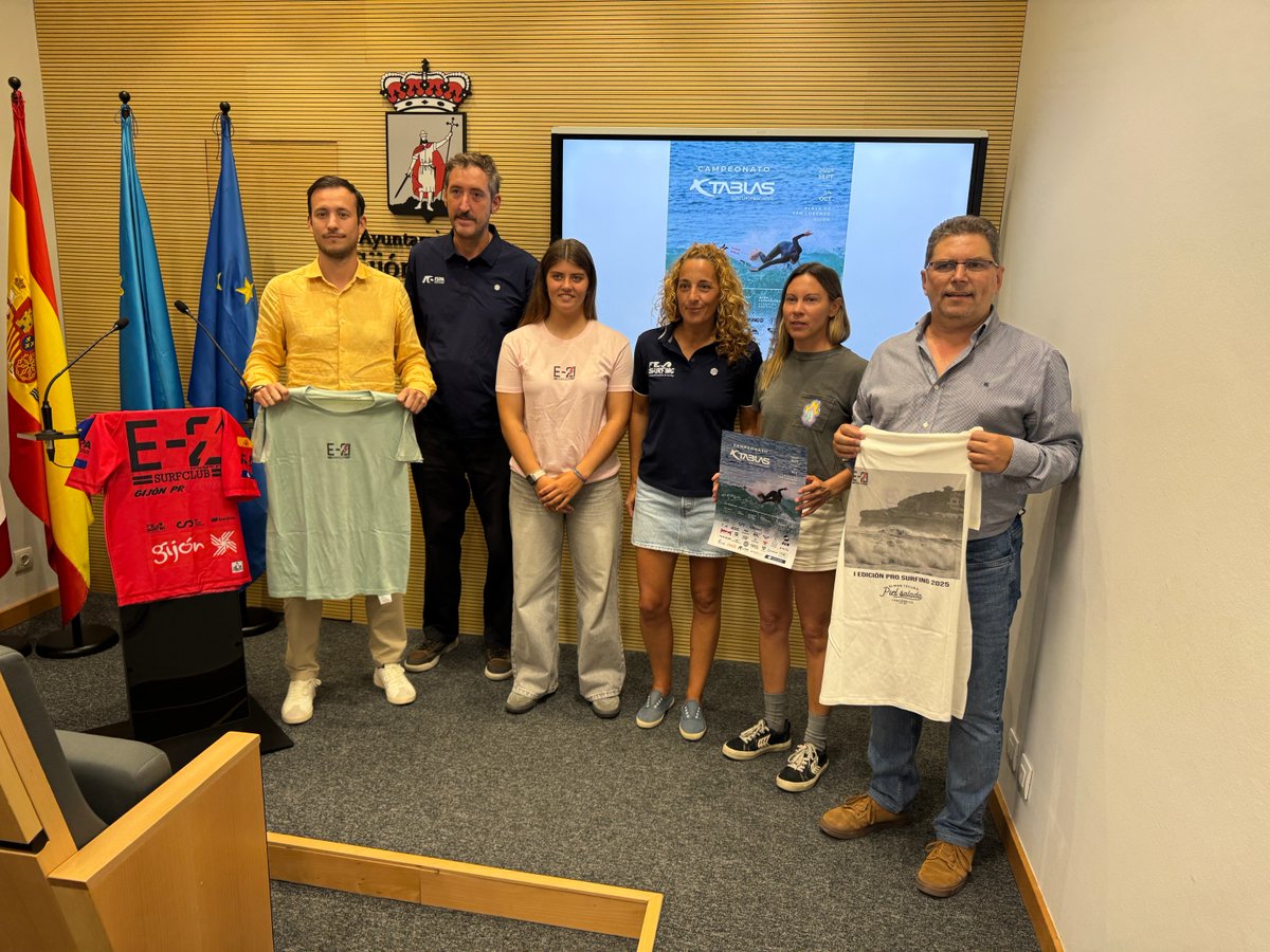 PDMGijon's tweet photo. 🏄‍♂️ Presentada la II edición del Campeonato Open E_21 Surf Club en la Playa de San Lorenzo, cita del surf nacional en Gijón que reunirá a surfistas de diversas categorías para impulsar los deportes de mar y el deporte de base.

🗓️ 26 y 27 de septiembre

ℹ️ https://t.co/LDzEgsvjks https://t.co/ZjaJNbR788