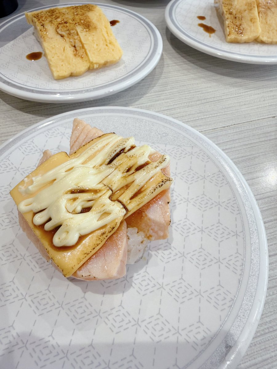 sc_lesson's tweet photo. おつみゅ~⸜❤︎⸝‍

やっぱしレッスン終わりのはま寿司は別格🍣

めちゃうまうまだよ~🥲♡
みんなは今日何食べた~??

 #みゅみゅ #はま寿司 #飯テロ https://t.co/6mK9XYU4Eg