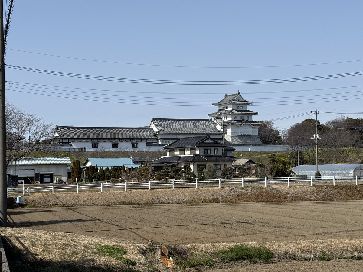 kunyu86's tweet photo. 印旛沼の氾濫に行政が無策だとか言ってる奴は関宿城博物館に行け！
江戸時代から延々と続く利根川、江戸川、印旛沼などの治水の歴史を学べるぞ！
アクセスは埼玉の東武動物公園駅から茨城の境車庫行きバス。
千葉県だけど、最寄駅は埼玉です。 https://t.co/C1vSc8C4Rm