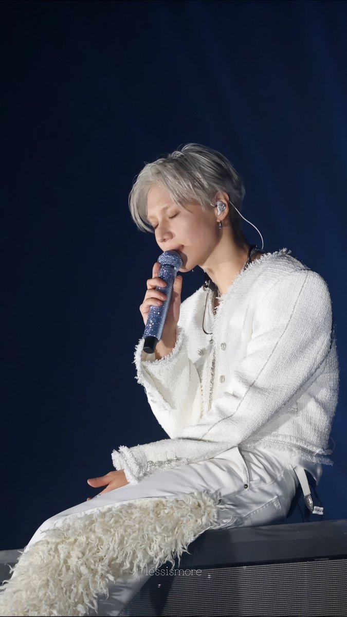 lessismore718's tweet photo. 260918 <LiMiNaL> in SEOUL

If I could tell you...

#태민 #TAEMIN #テミン #泰民 
#TAEMIN_LiMiNaL #TAEMINWORLDTOUR https://t.co/5XNgOAC4bK