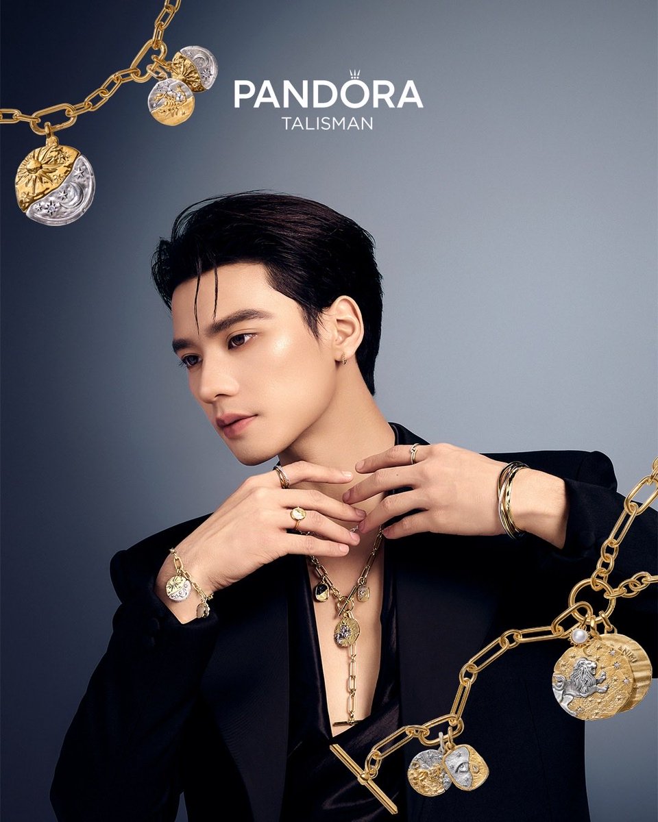 Siam_Paragon's tweet photo. ค้นพบเรื่องราวบทใหม่ของการสไตล์ลิ่ง Pandora Talisman Collection ร่วมกับ เก่ง–หฤษฎ์ ✨

เมื่อแรงบันดาลใจจากเหรียญโบราณถูกถ่ายทอดสู่เครื่องประดับร่วมสมัย ผ่านสัญลักษณ์ที่สะท้อนความหมายของ ความเข้มแข็ง การยืนหยัด และพลังในการก้าวผ่านทุกอุปสรรค พบกับ “เก่ง–หฤษฎ์ (@harit_keng)” Pandora Thailand Ambassador ในลุคการสไตล์ลิ่งที่ถ่ายทอดตัวตน พร้อมเลือก Talisman ที่สะท้อนพลังและความหมายที่อยากพกติดตัวในทุกวัน 

ช็อป Pandora Talisman Collection ได้แล้ววันนี้ที่ร้าน Pandora ชั้น 1 และ 2 สยามพารากอน

#PandoraThailand 
#PandoraxKengNamping 
#KengNamping #KengHarit 
#เก่งน้ำปิง #SiamParagon