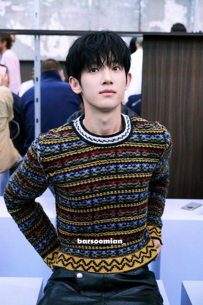 Tremm1801's tweet photo. Đẹp đến mức làm lu mờ cả mọi thứ xung quanh 

PARK SIWOO AT MARNI MFWSS27 
#PARKSIWOOxMARNI
#PARKSIWOOxMARNIFWSS27
#PARKSIWOO #박시우 https://t.co/HPeFsSBU9e